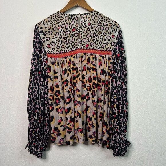 Blink London Joelle Leopard Peasant Blouse Multicolor Women’s Size M - Picture 8 of 15